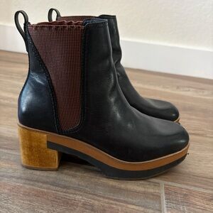 Preowned Bernardo Shawnee Boots‎ -Anthropologie